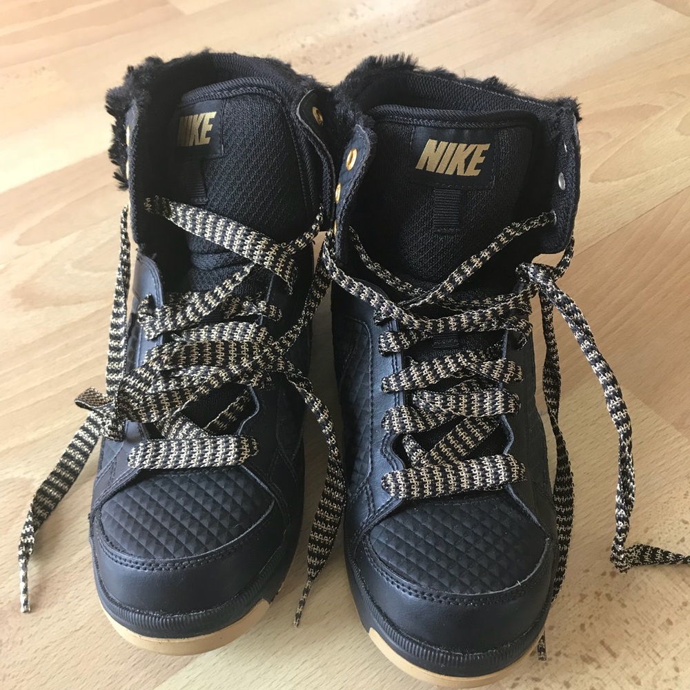 Nike air dance shoes